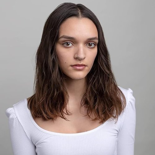 R+Co Velvet Curtain Balm - Lightweight Frizz Control & Texture Styling - Hydrating for All Hair Types - 3oz