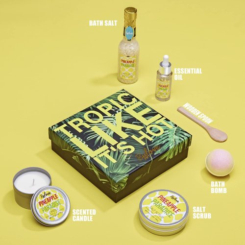 Bath Set for Women, 6Pcs Spa Gift Set, Spa Gifts for Women, Spa Kit with Scented Candle, Essential Oil, Bath Salt, Bath Bomb, Salt Scrub, Mothers Day Gifts for Mom