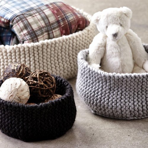 Bernat Mega Bulky Yarn - Jumbo 100% Acrylic for Crochet, Knitting & Crafting - 7 oz Aran