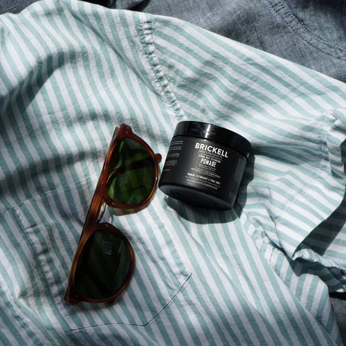 Brickell Men's Products Strong Hold Texturizing Pomade - Natural & Organic Hair Styling Fiber, 2 Oz