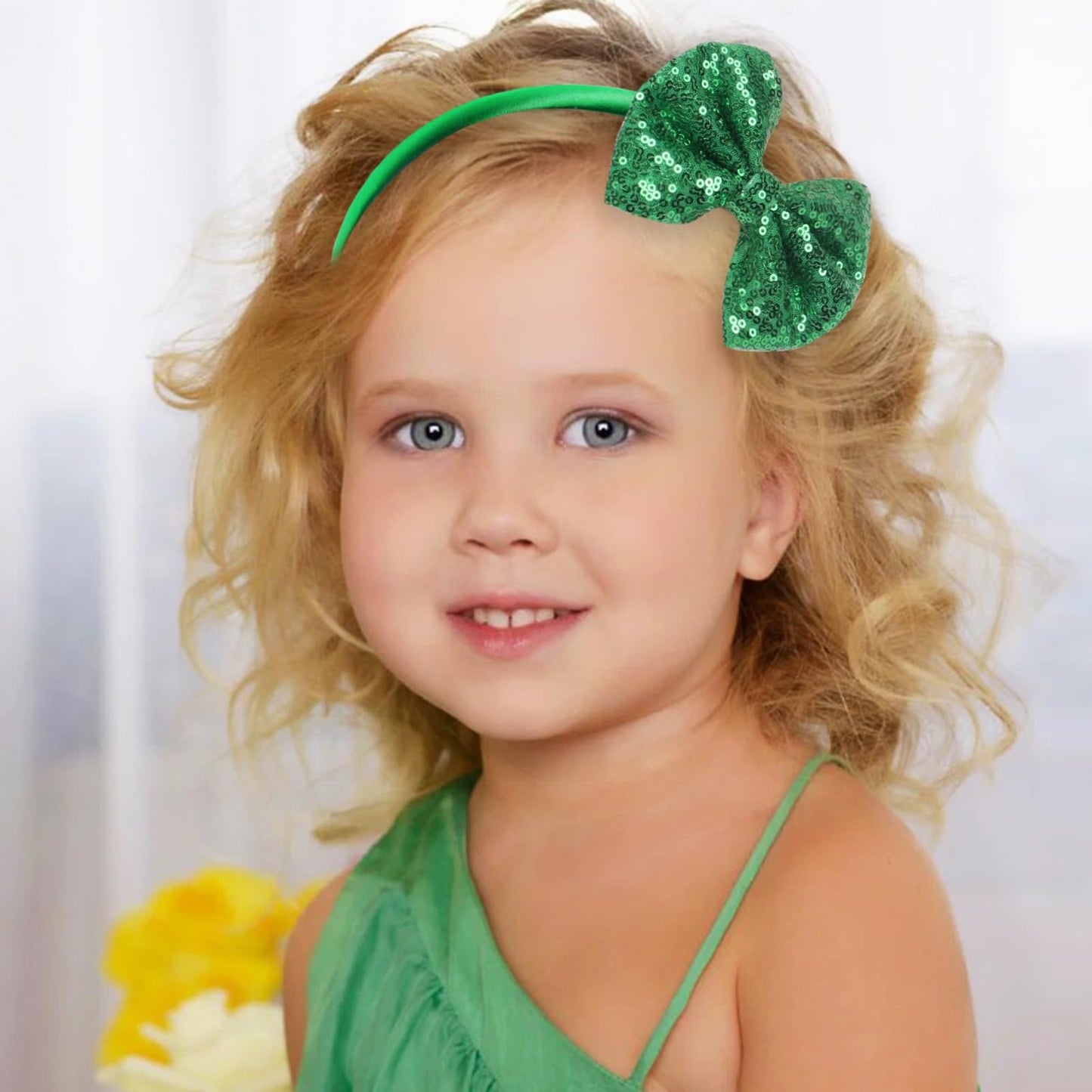 Kiszu Sparkly Sequin Hair Bow Headbands Fashion Glitter Cute Boutique Ribbon Bows for Girls, Kids, and Women (Christmas Green)