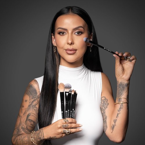 BK Beauty - Nikki La Rose N14 Precision Concealer Brush - Multi-Tasking Tapered Design for Under-Eye & Small Areas
