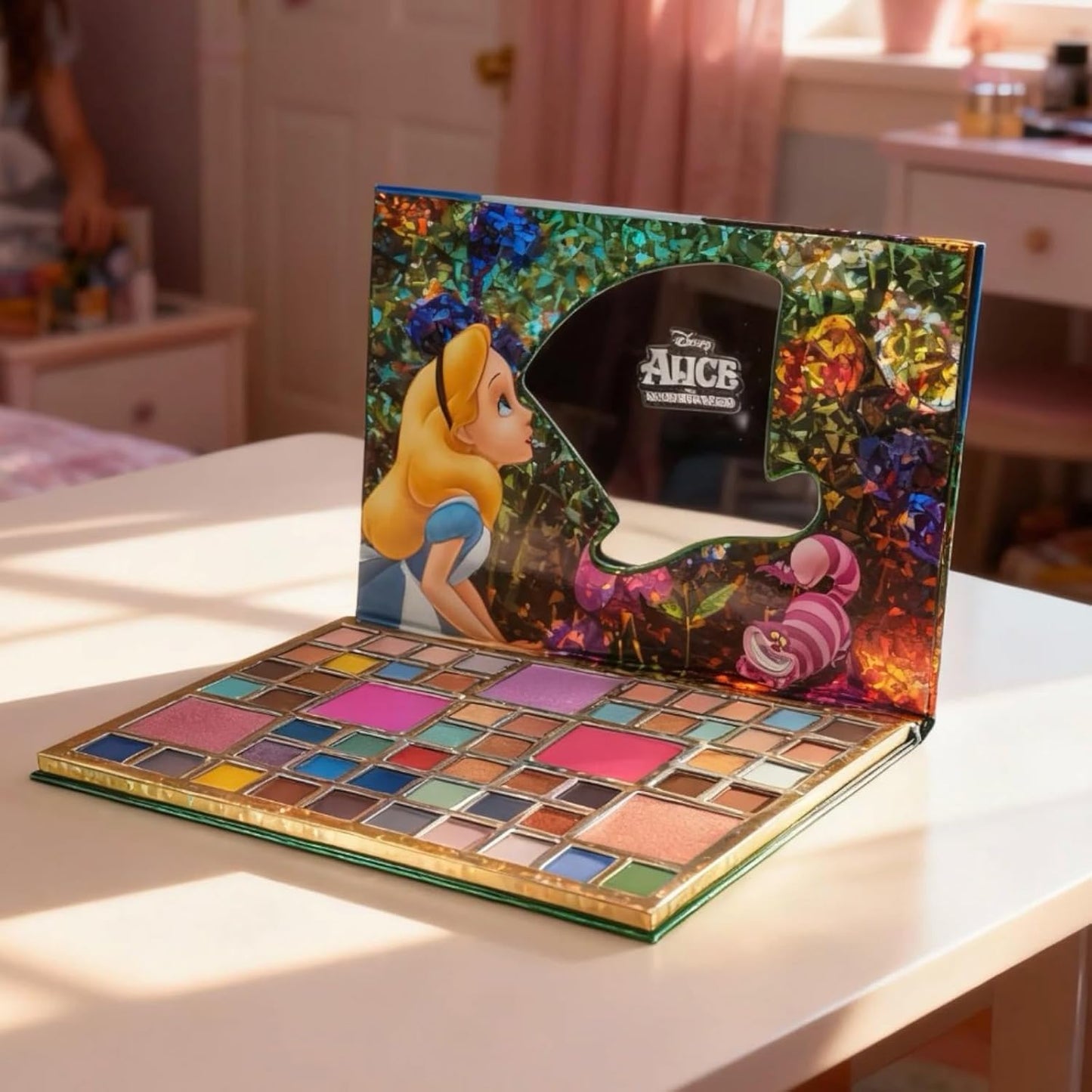 Townley Girl 55 Well Eye Shadow Palette - Shimmery & Matte Colors with Mirror for Girls & Teens
