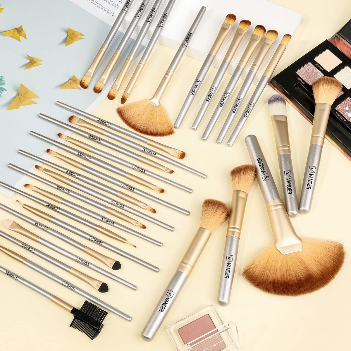 Makeup Brushes, VANDER Professional 32pcs Foundation, Concealer, Eyeshadow & Eyeliner Cosmetic Brush Set, Champagne (Cosmetic Bag Not Included)