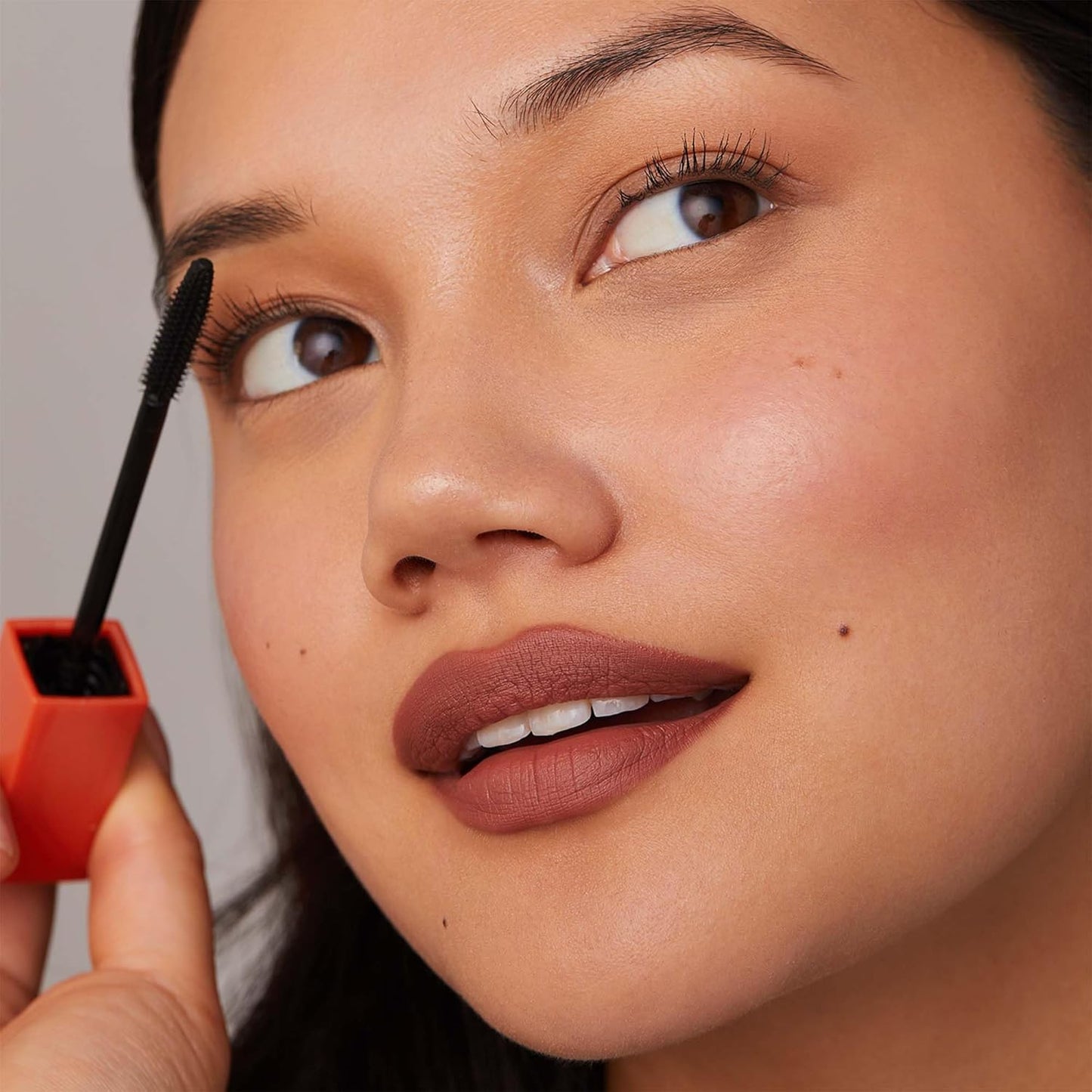SOSHE Beauty - Peptide Lengthening Mascara | Smudge Resistant & Flake-Free | Vegan, Cruelty-Free, Safe for Contact Lens Wearers