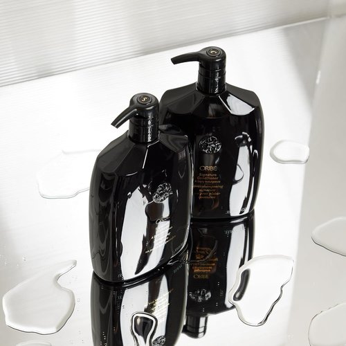 Oribe Signature Conditioner - Nourishing Formula for Soft, Manageable Hair | 8.5 Fl Oz