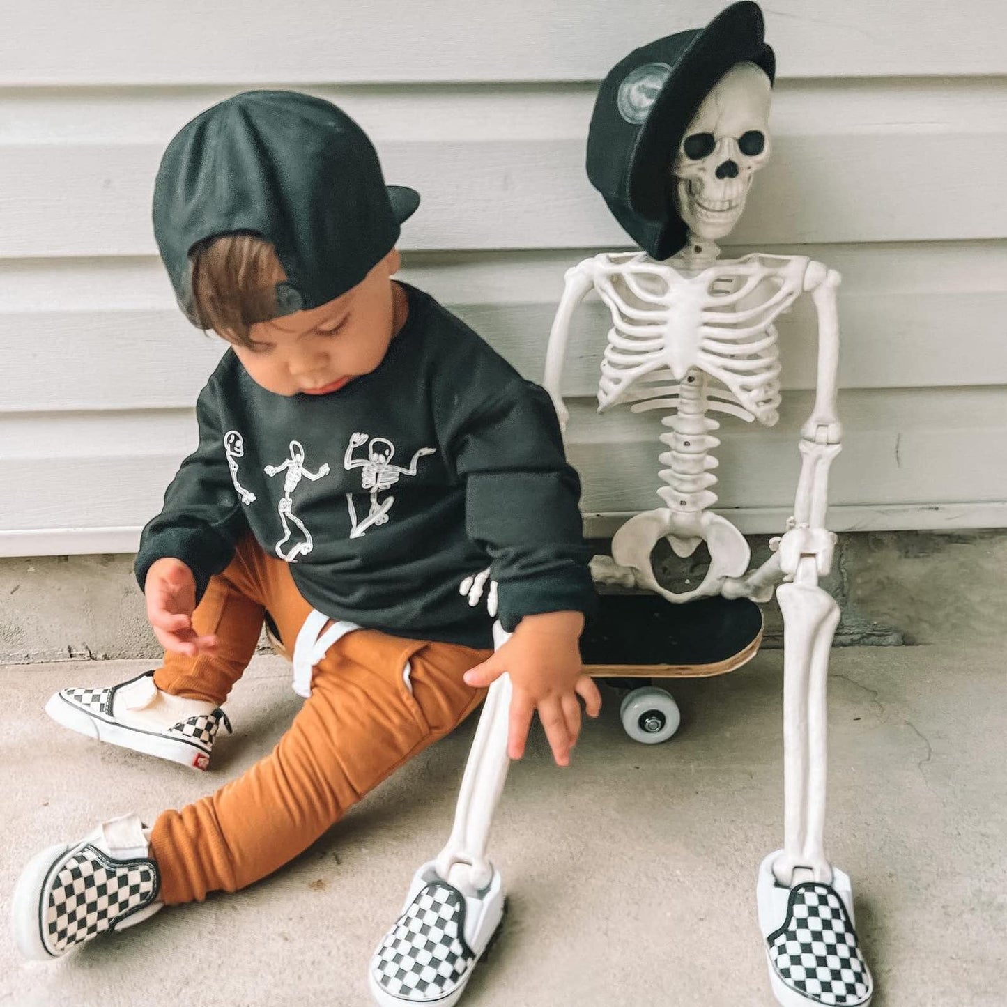 FYBITBO Infant Baby Boy Halloween Outfit Spooky Skeleton Crewneck Sweatshirt Top Shirts Pants Fall Halloween Clothes Set (Black-skeleton outfit, 3-6 Months)