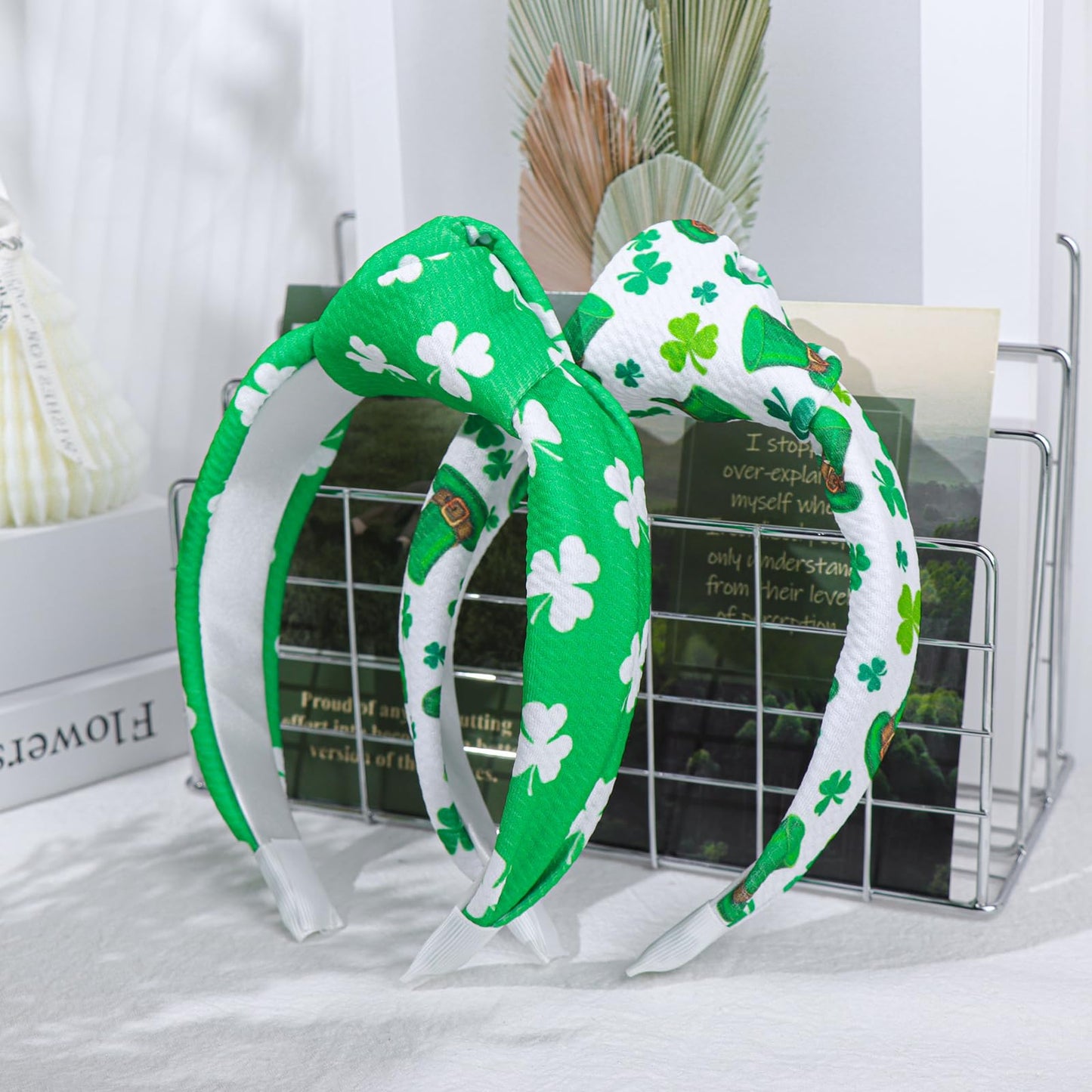 YanJie St.Patrick's Day Headband for Women Green Shamrock Knotted Heaband Clover Green Irish Top Hat Headbands Leaves Hairband Bowknot Hair Hoop Party Hair Accessories