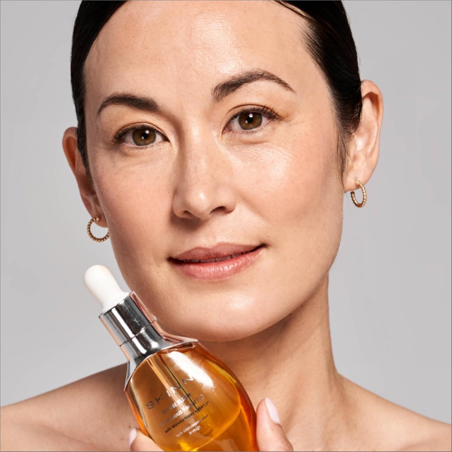 Skiennix Anti-Aging Luminous Face Oil - Lightweight, Non-Greasy Hydration for Sensitive Skin | Manuka Honey & Vitamin C