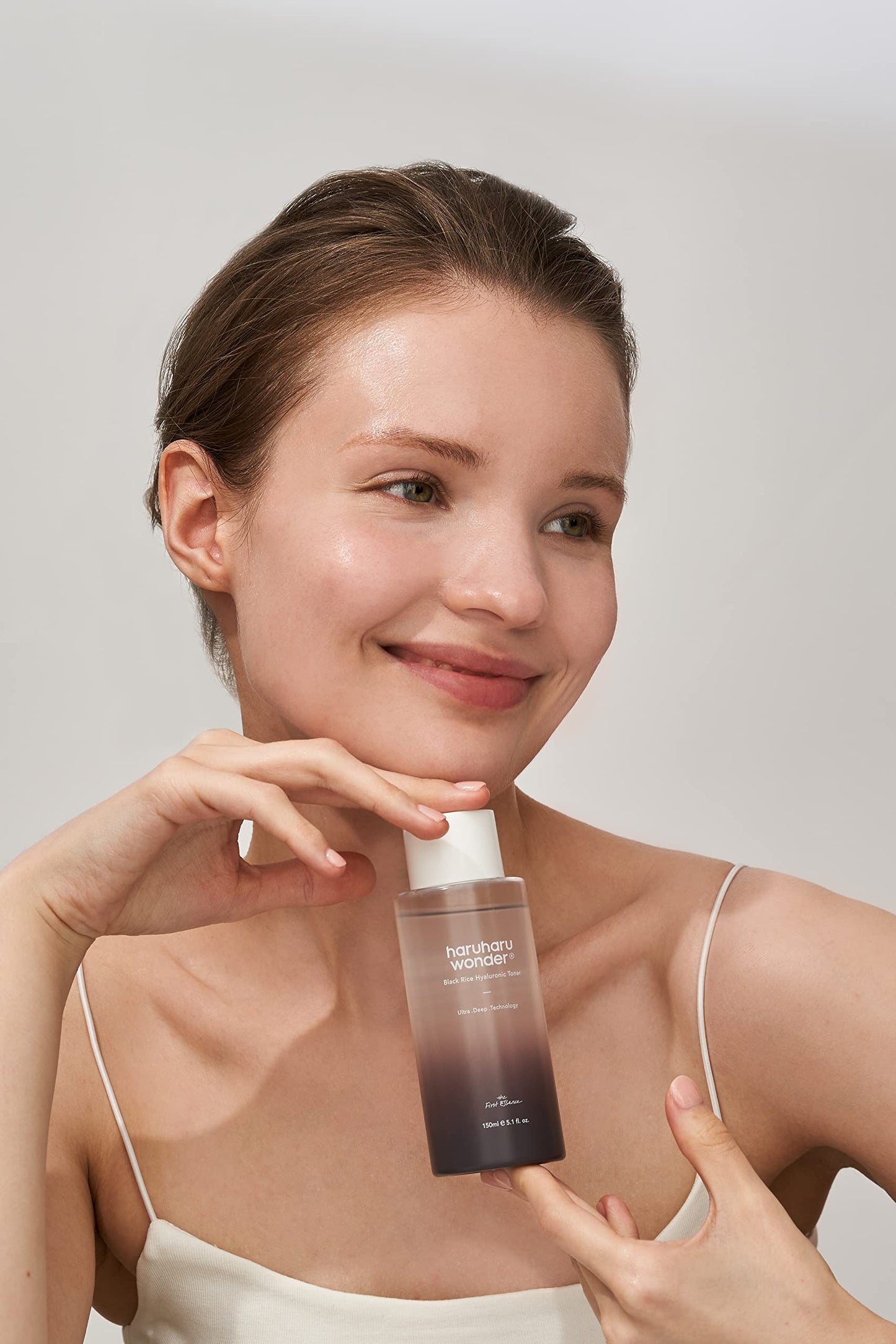 Haruharu Wonder Black Rice Hyaluronic Toner 5.1 fl.oz / 150ml | Face Moisturizer, Facial Toner for All Skin Types | Vegan, Cruelty Free, EWG-Green