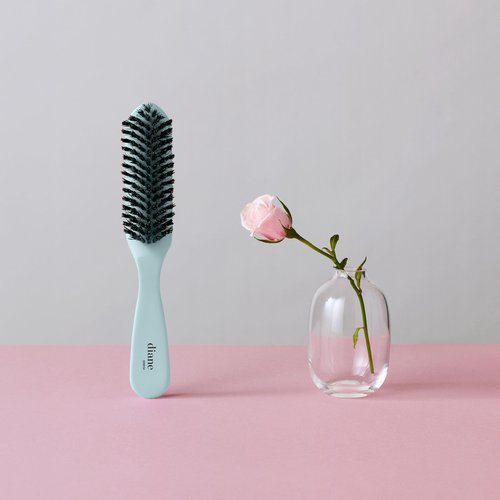 Diane Nylon Reinforced Boar Bristle Curved Smoothing Hair Brush for Frizz & Flyaways, Hairbrush For Hair Edges and Taming Baby Hairs, Glossy Finish on Ponytails, Buns and Updos, Hairbrush for Women