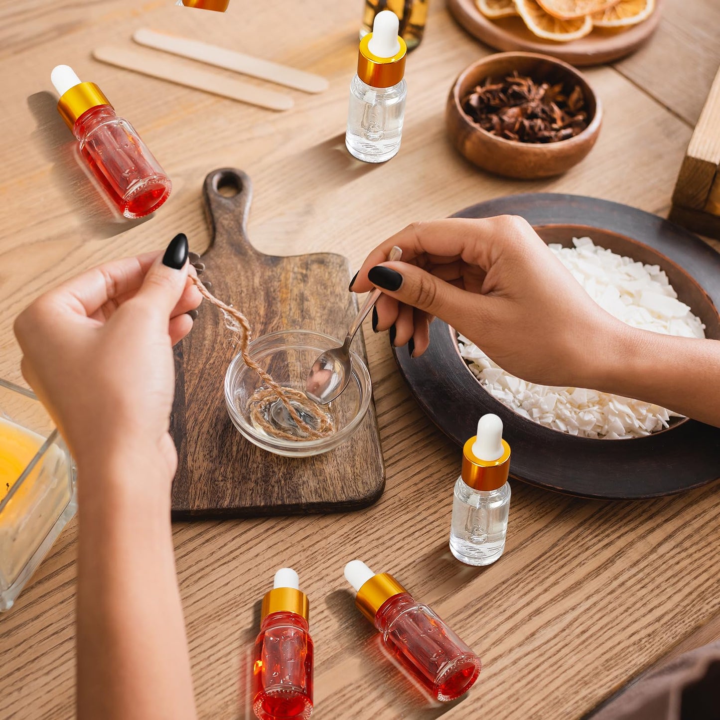 Didaey 100 Pcs Mini Glass Oil Dropper Bottle Bulk, 10 ml Gold Clear Essential Small Empty Bottles Sample Containers Perfume Liquid Vials with Cap for Traveling