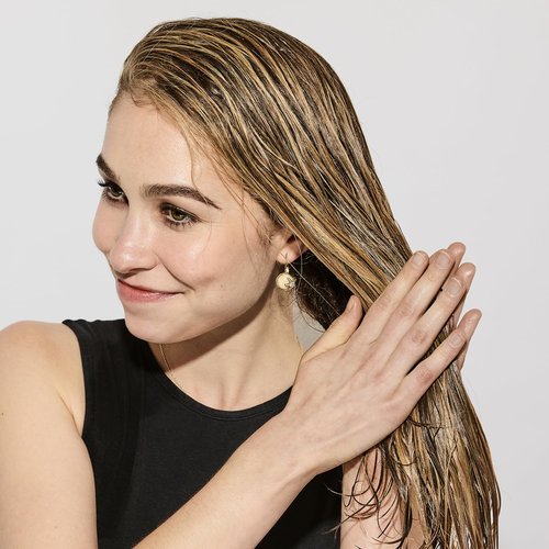 Bumble and bumble. Bond-Building Hair Repair Styling Cream | Makes Hair 3x Stronger Instantly | Prevents Split Ends | Heat Protectant | For All Damaged Types