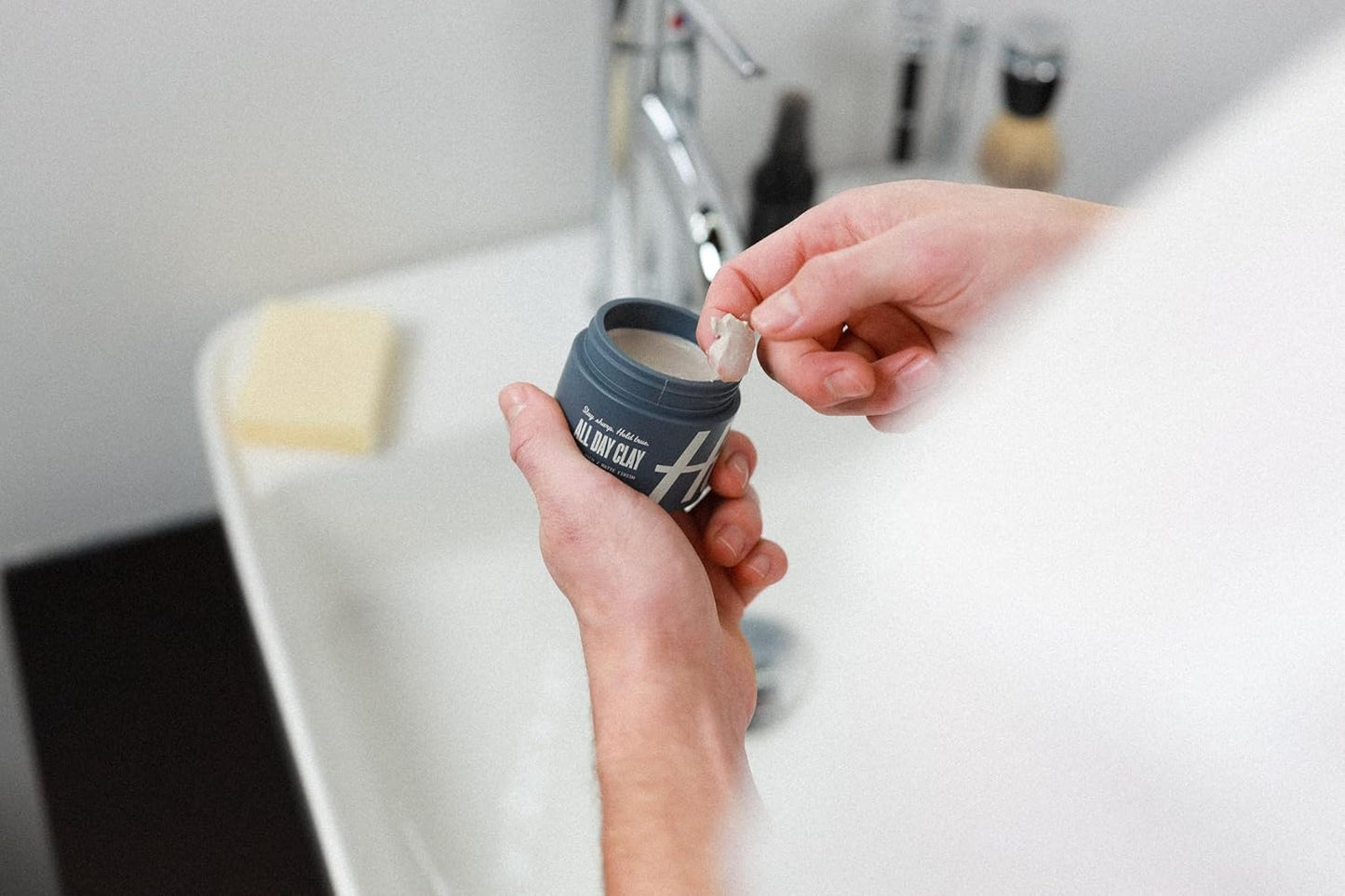 Skiennix Hair Clay Pomade - Medium Hold & Matte Finish for Men | Perfect for All-Day Styling