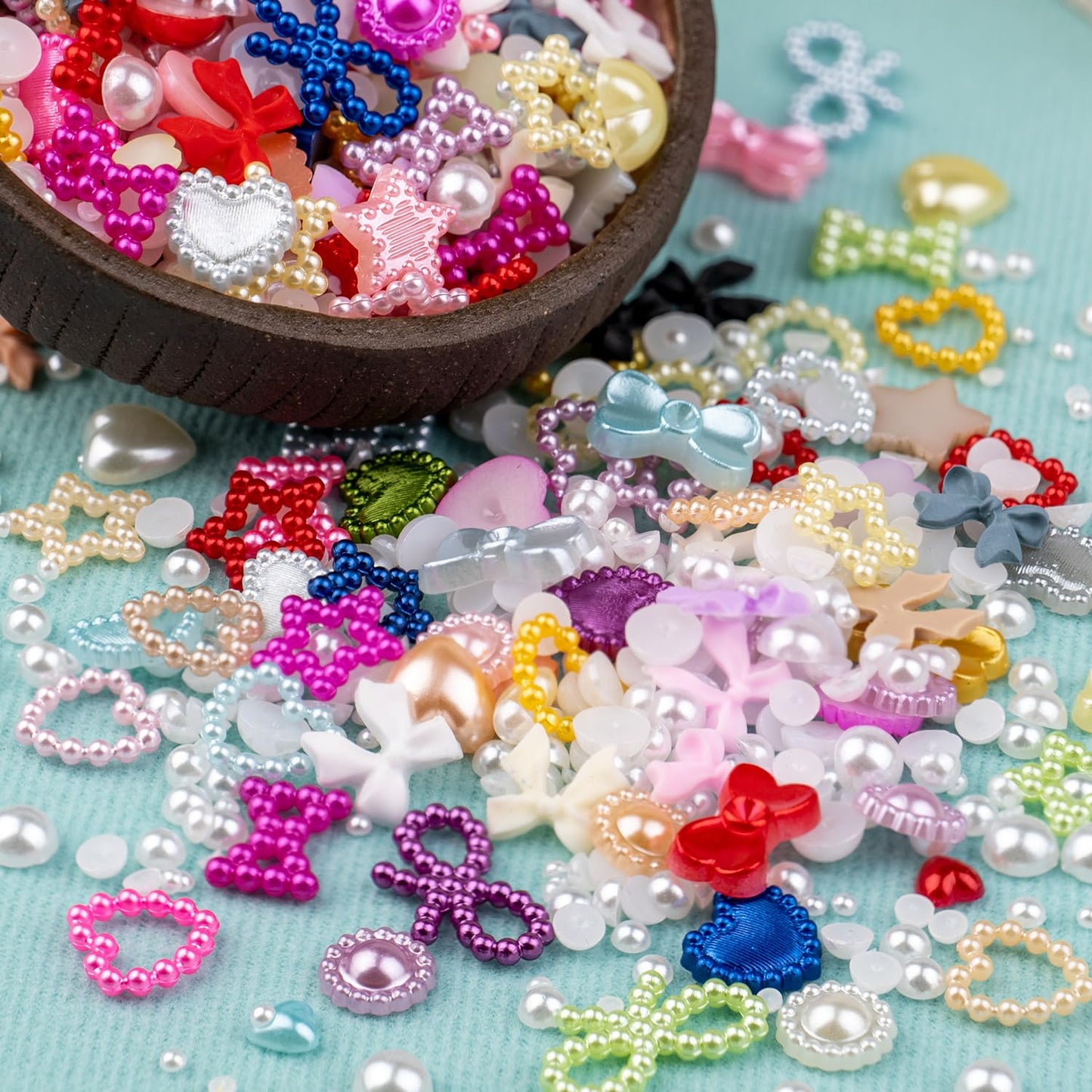 600Pcs 3D Multi Shapes Nail Charms and Flatback Pearls, Beige Mix Styles Heart Star Bow Sunflower Embellishments for Nail Art, Craft and Decoration with Glue Gel, Tweezer and Pickup Pencil
