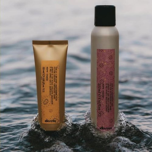 Davines Relaxing Moisturizing Fluid - Anti-Frizz & Curl Smoothing Formula | 4.23 Fl Oz