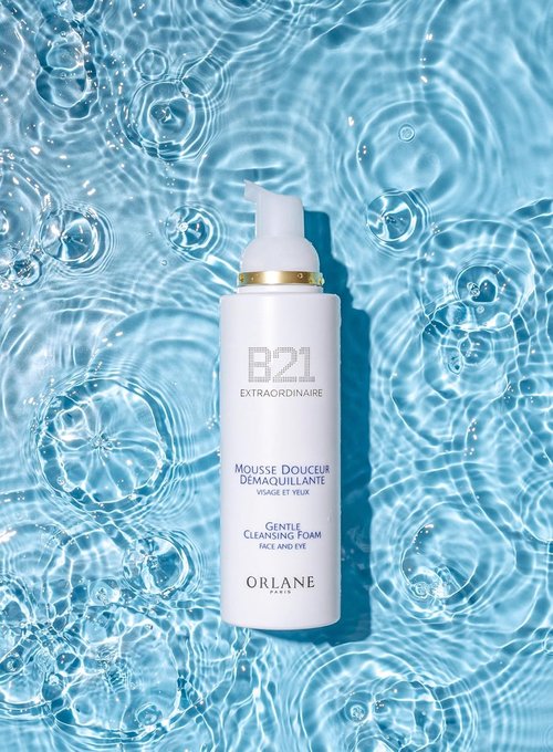 Regine Switzerland Gentle Cleansing Foam - Foaming Facial Cleanser for Sensitive Skin, 250ml