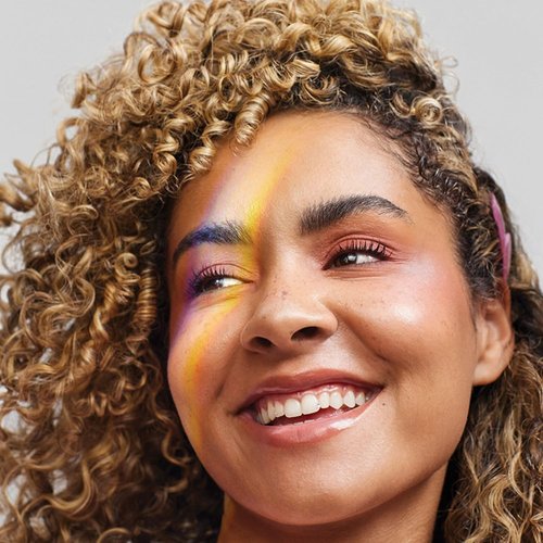 Paul Mitchell Clean Beauty Anti-Frizz Shampoo - Smooths & Calms Frizz for Textured Hair