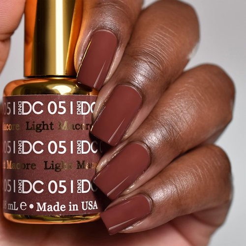 DND Gel Polish Set - Brown Collection | Chip-Free UV/LED Gel & Air Dry Nail Lacquer Duo, 0.5 Fl Oz Each