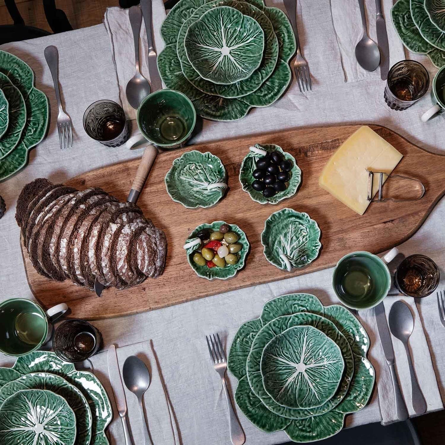 Cabbage Dinner Plates - Elegant Set of 2 for Stylish Dining | Perfect for Everyday Use