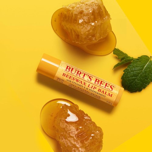 Burt's Bees Lip Balm - Hydrating Beeswax & Ultra Conditioning Moisturizer | 4 Tubes, 0.15oz Each