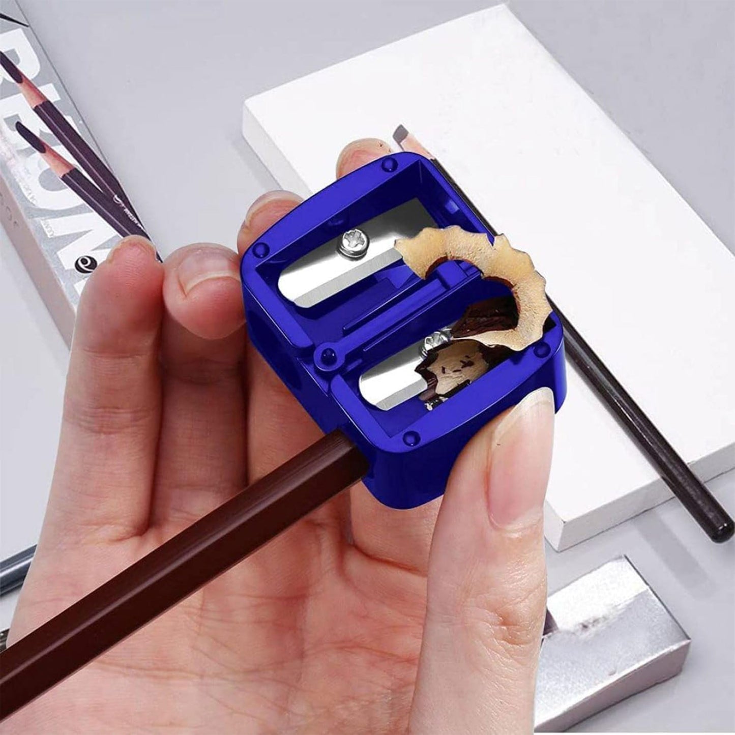 Caliee 3 Pack Makeup Pencil Sharpener 4 in 1 Eyebrow Makeup Sharpening Tool Duckbill Shape Eyebrow Pencil Sharpener Travel-Friendly Cosmetic Pencil Sharpener Set