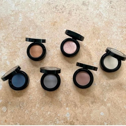 Sandstone Scandinavia Hypoallergenic Eyeshadow - Long-Lasting, Blendable Formula - Fragrance-Free & Vegan - 262 White-ish