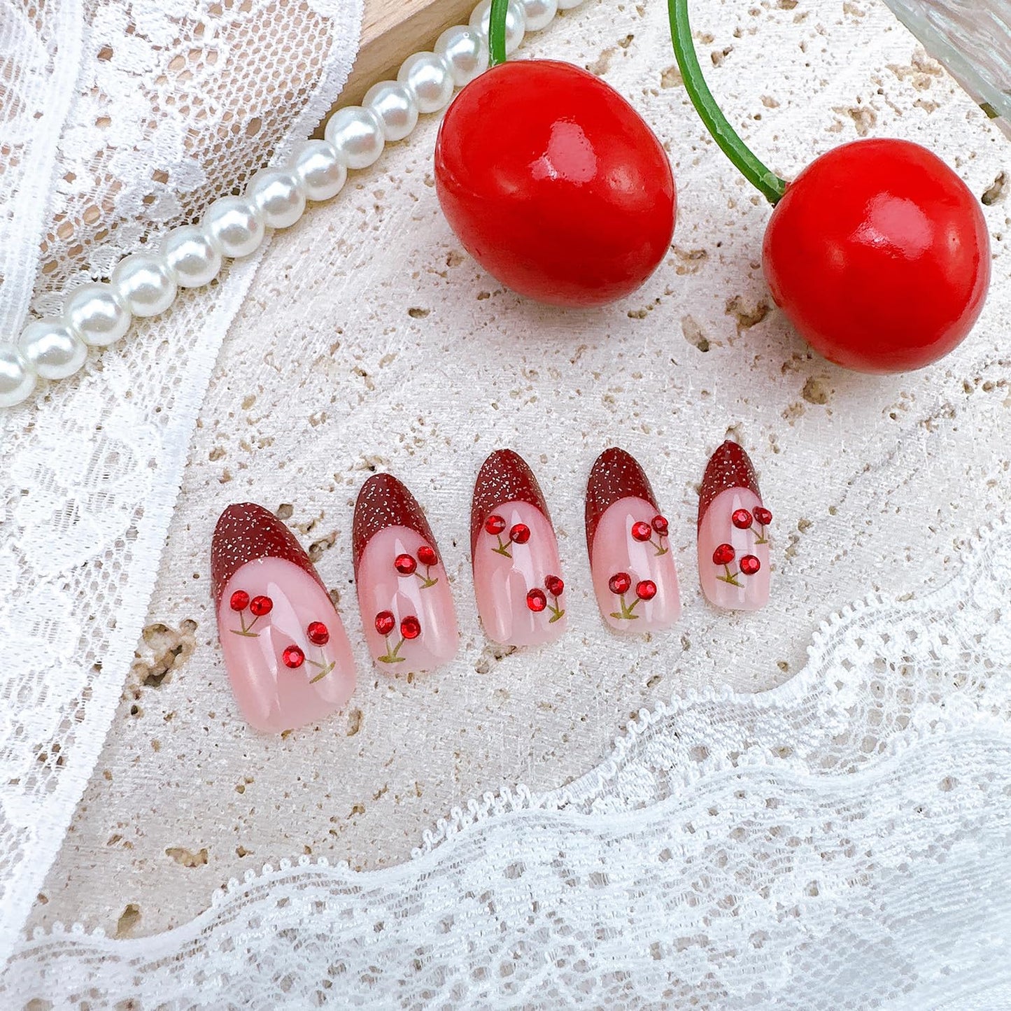 24Pcs St Patrick's Day Press on Nails Short Square Gold French Tip Fake Nails with Gold Rhinestones Horseshoe Rainbow Shamrocks False Nails St Patricks Day Acrylic Nails Irish Stick on Nails for Women