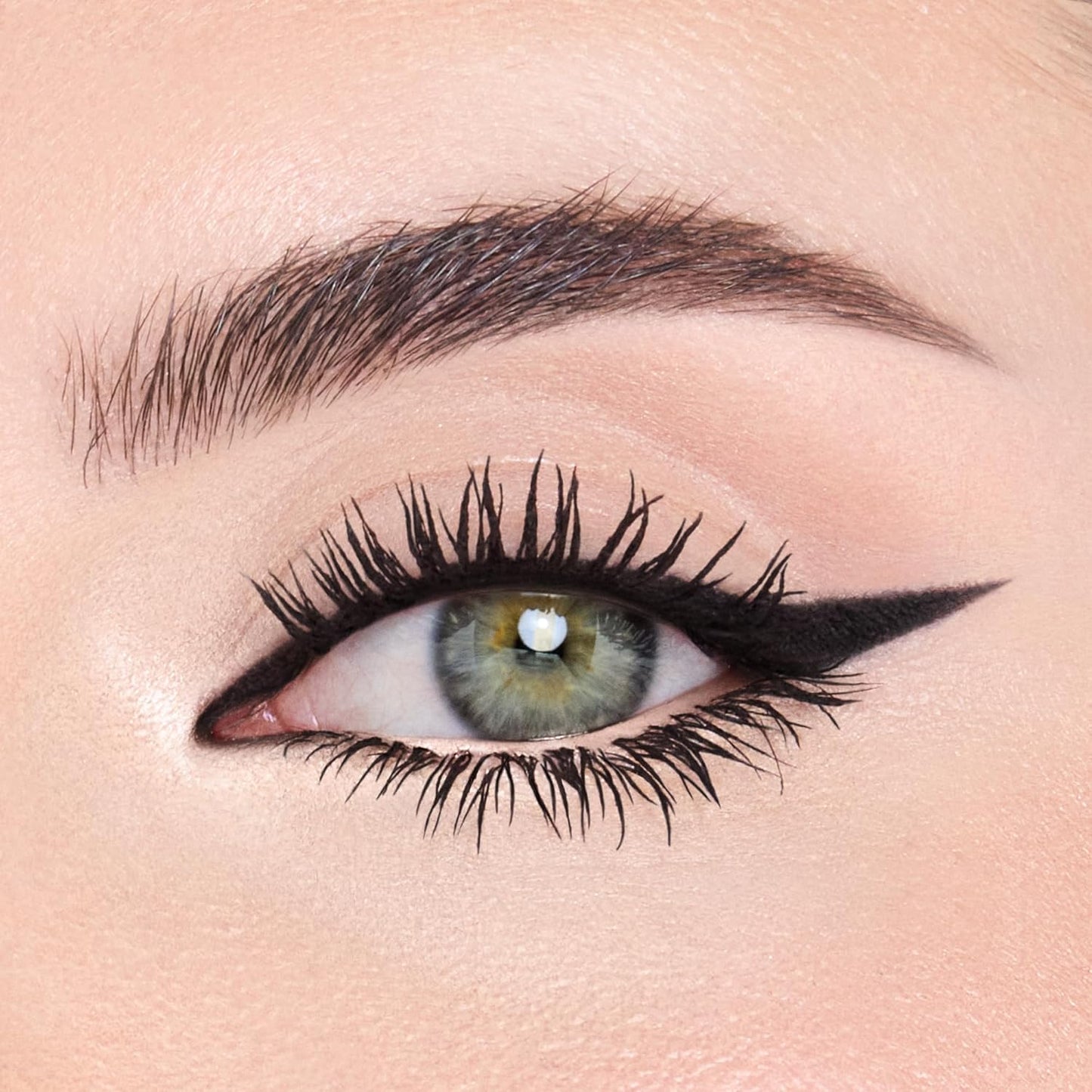 Charlotte Tilbury Exagger-Eyes Eyeliner Duo - Dual-Ended, Smudge-Proof Long-Wear Eyeliner | 2 Shades in Black