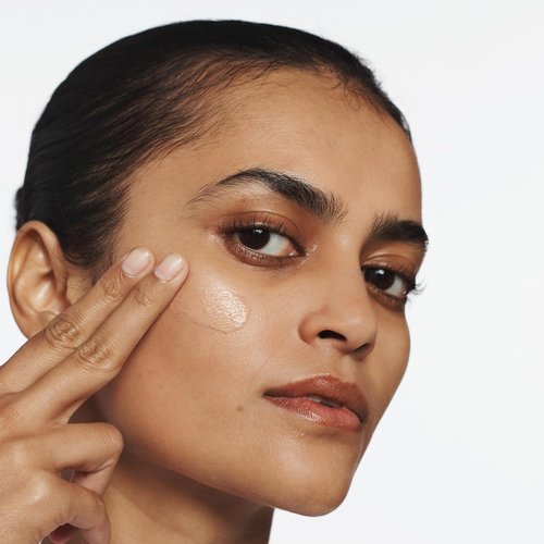 Clinique Superbalanced Oil-Free Liquid Foundation - Hydrating Formula for All Skin Types | Moderate Coverage + Natural Finish