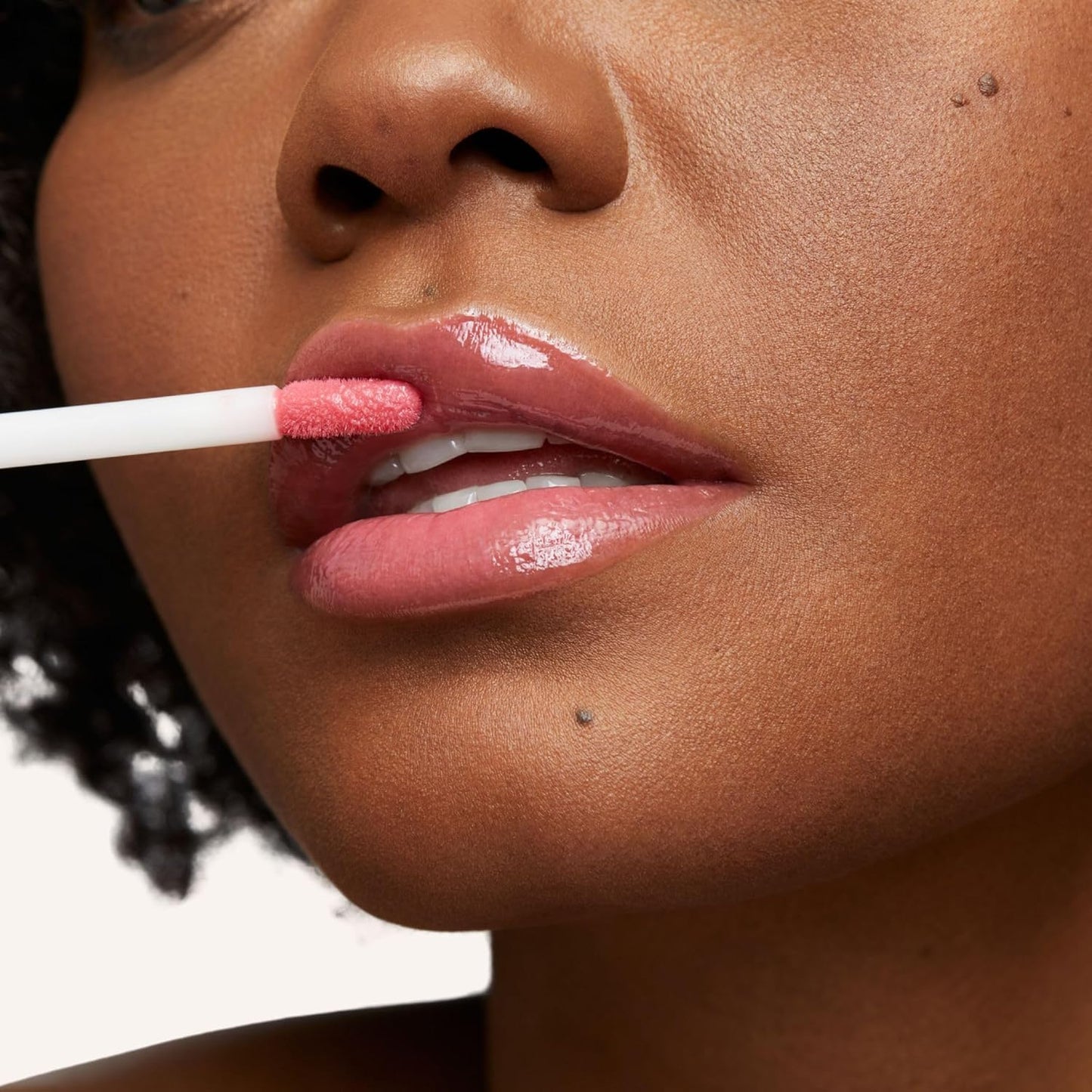 Woosh Beauty Spin-On Lip Gloss - Hydrating Hyaluronic Acid & Shea Butter | Vegan, No Fine Lines, Shine Finish