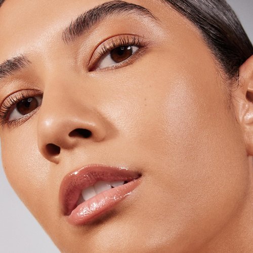 Morphe Lightform Dewy Foundation - Long-Wearing Hydration Makeup for a Natural Radiant Finish - Medium 11N (1.01 fl oz)