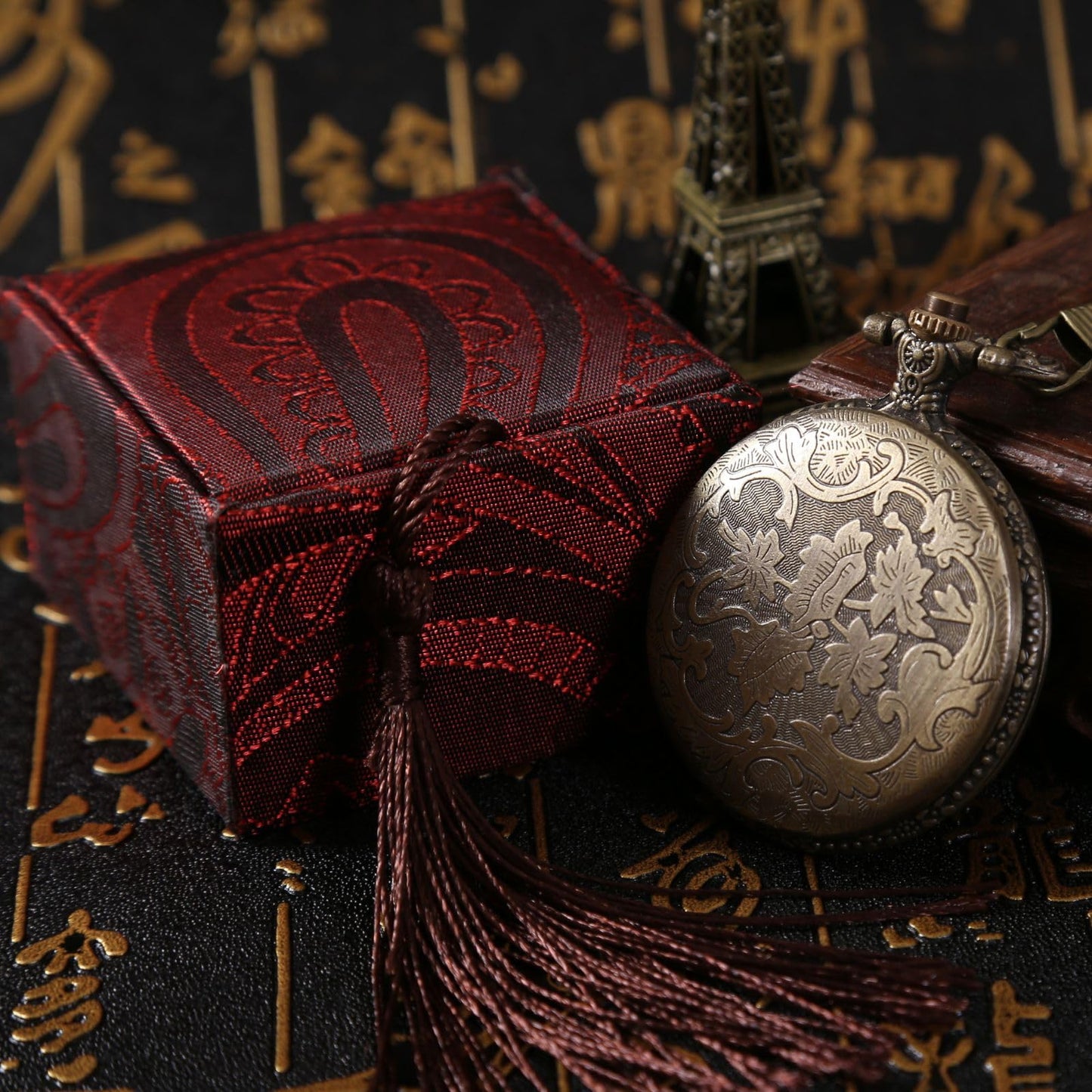 TOWDREU Scrying Mirror, Natural Black Obsidian Mirror Witch Witchcraft for Divination, Meditation, Witchy Gifts, Bronze