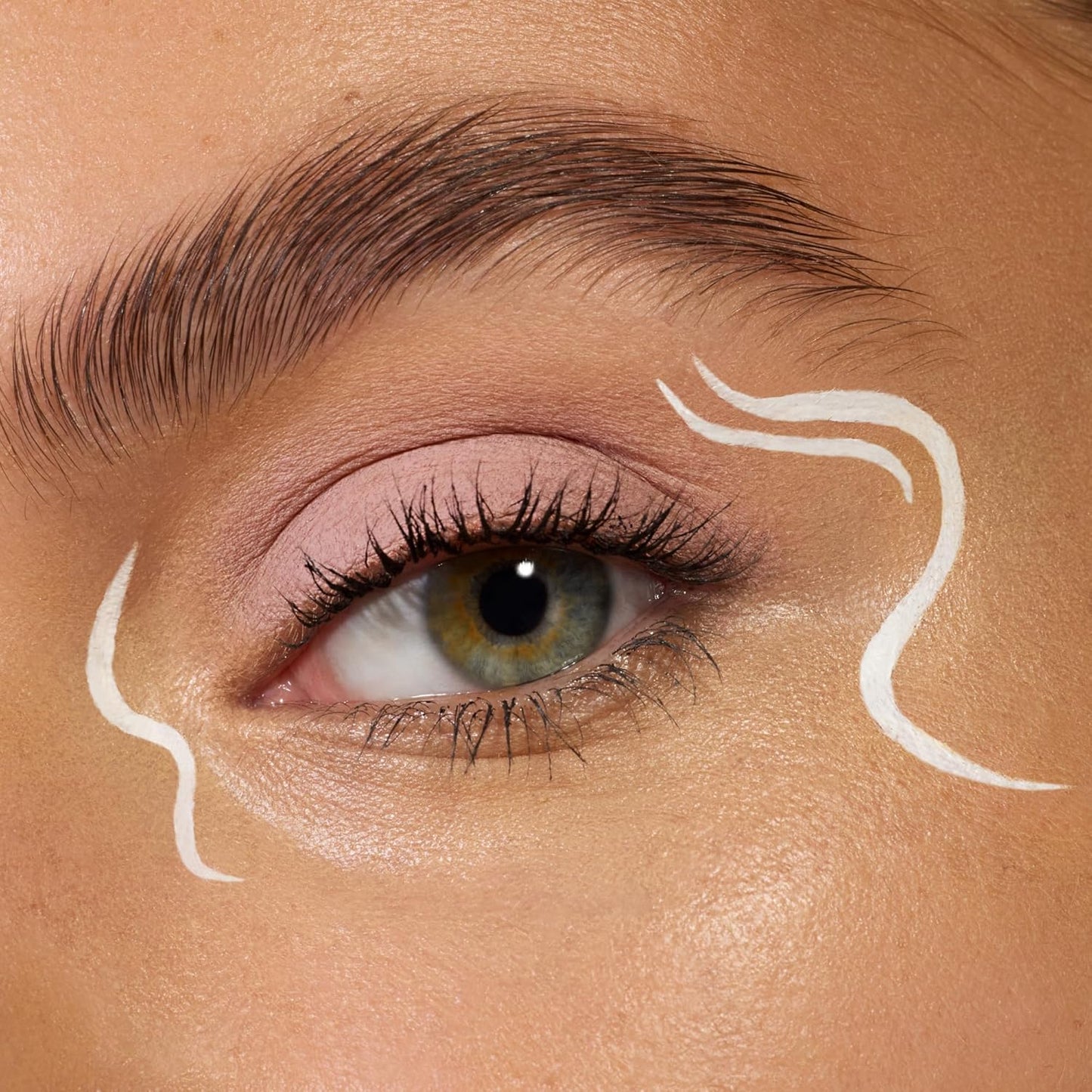 essence | Lash Princess Liner Brown | Smudge Proof, Matte Eyeliner with Ultra-Fine Brush Tip | Vegan & Cruelty Free