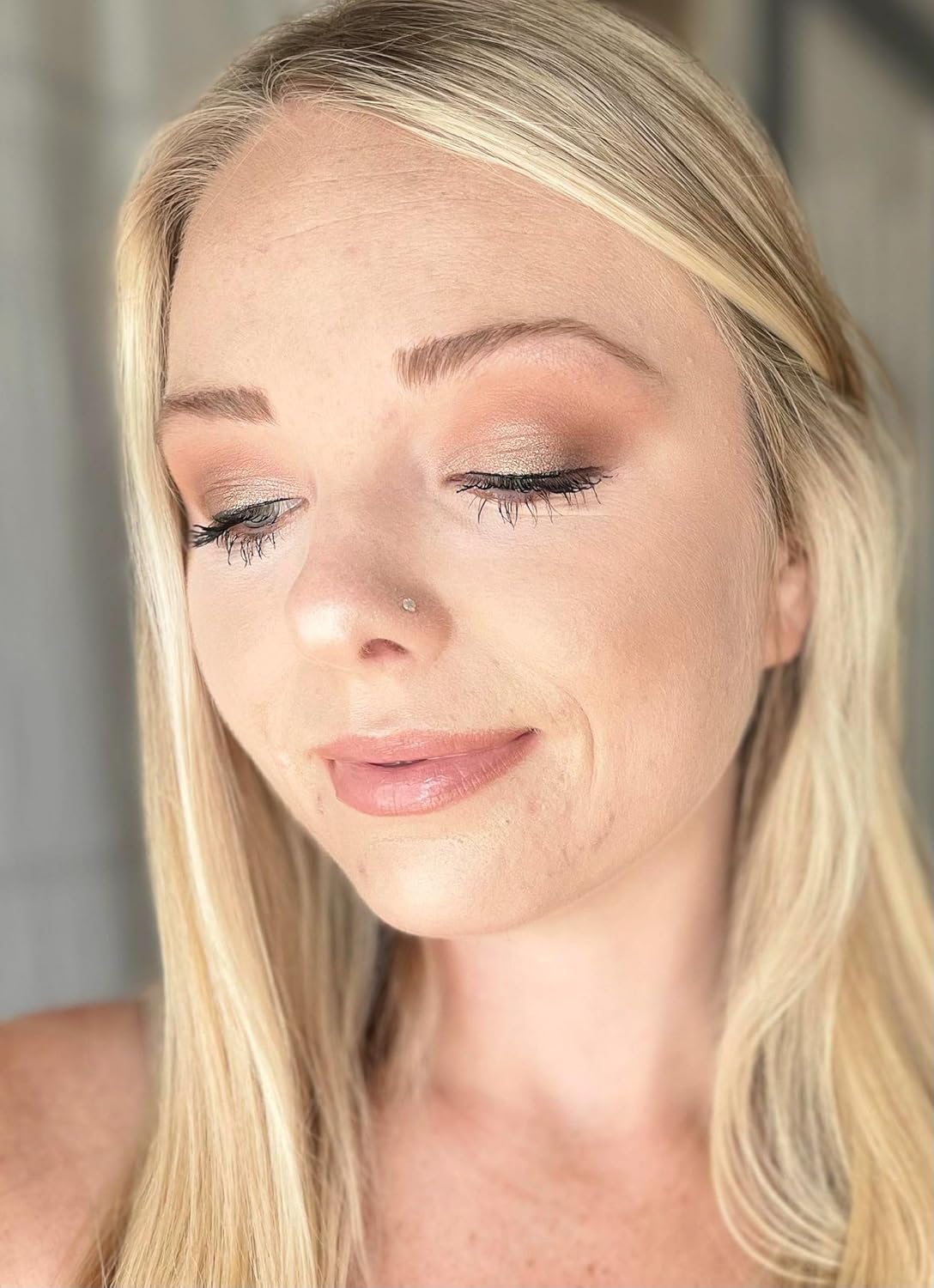 Sydney Grace Love's Journey Eye Shadow Palette - Vibrant Colors for Stunning Looks | Light Shades