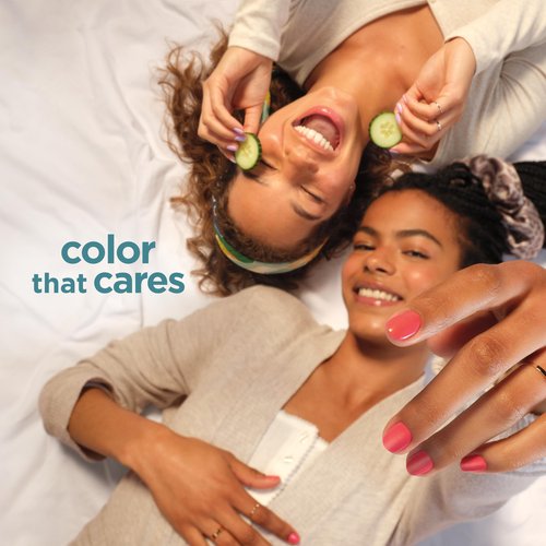 Sally Hansen Color Therapy Scented Nail Polish | Biotin, Argan Oil, Long Lasting, Healthy Nails, Nail Strengthener, Opaque | 447 Spa Day, Fresh Cucumber| Light Mint Green Nail Color