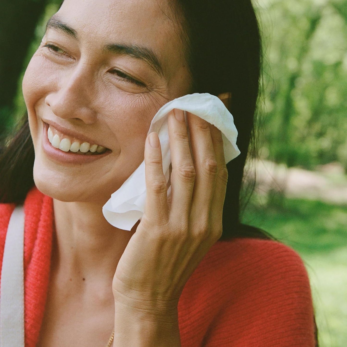 Ursa Major Essential Face Wipes - Natural, Biodegradable & Cruelty-Free | Cleanse, Exfoliate & Hydrate | 20 Individually Wrapped Wipes