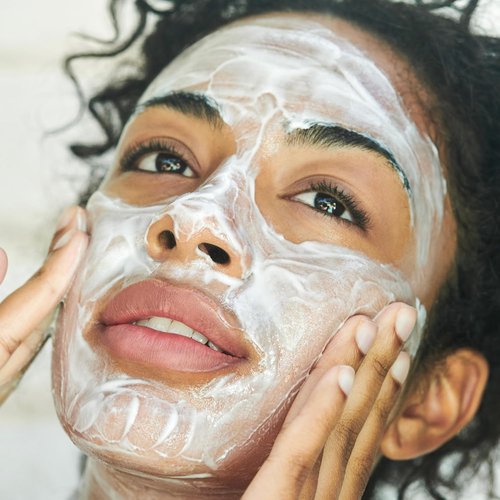 Clarins Velvet Cleansing Milk - Award-Winning Formula for Hydrated, Balanced Skin | All Skin Types