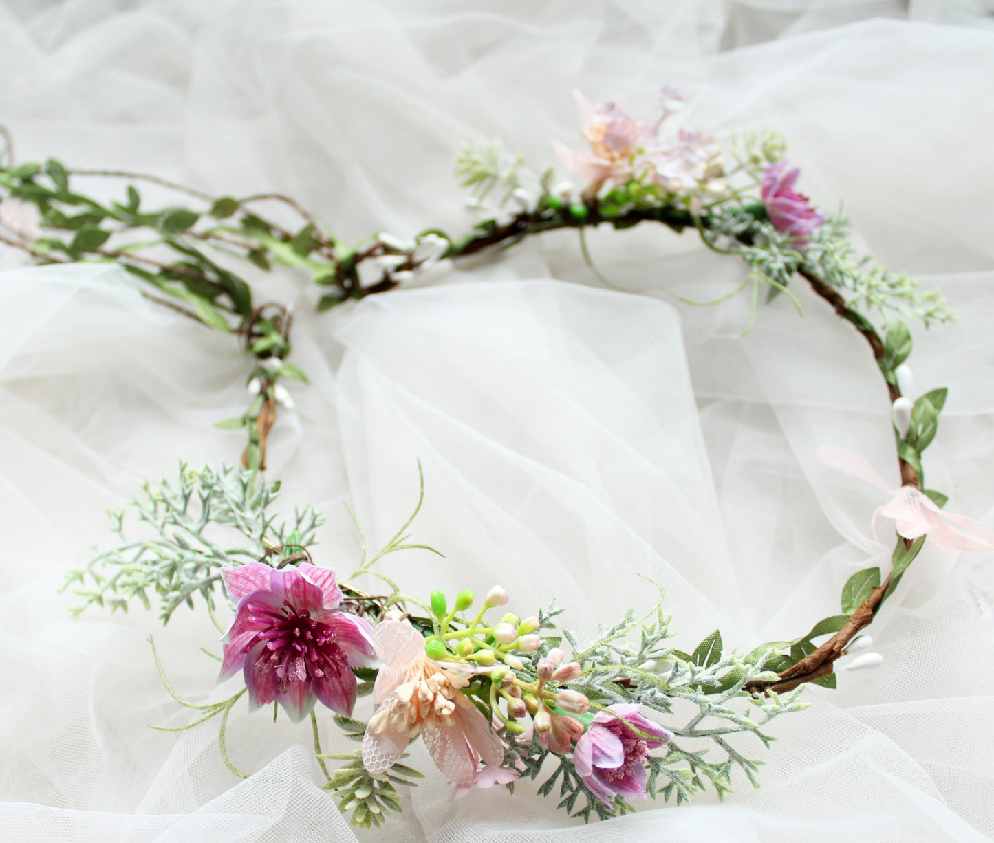 Trepveter Flower Vine Crown Bride Flower Headband Hair Wreath Floral Headpiece Halo Cosplay Halloween Bridal Wedding Photo Props Renaissance Party Prom Rosy Pink