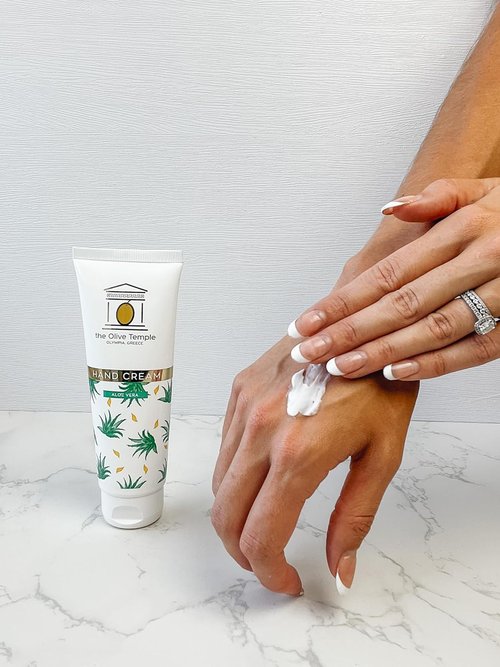 Regine Switzerland Hand Cream - Deep Moisturizing Olive Oil Formula for Soft, Supple Hands | 3.38 fl. oz