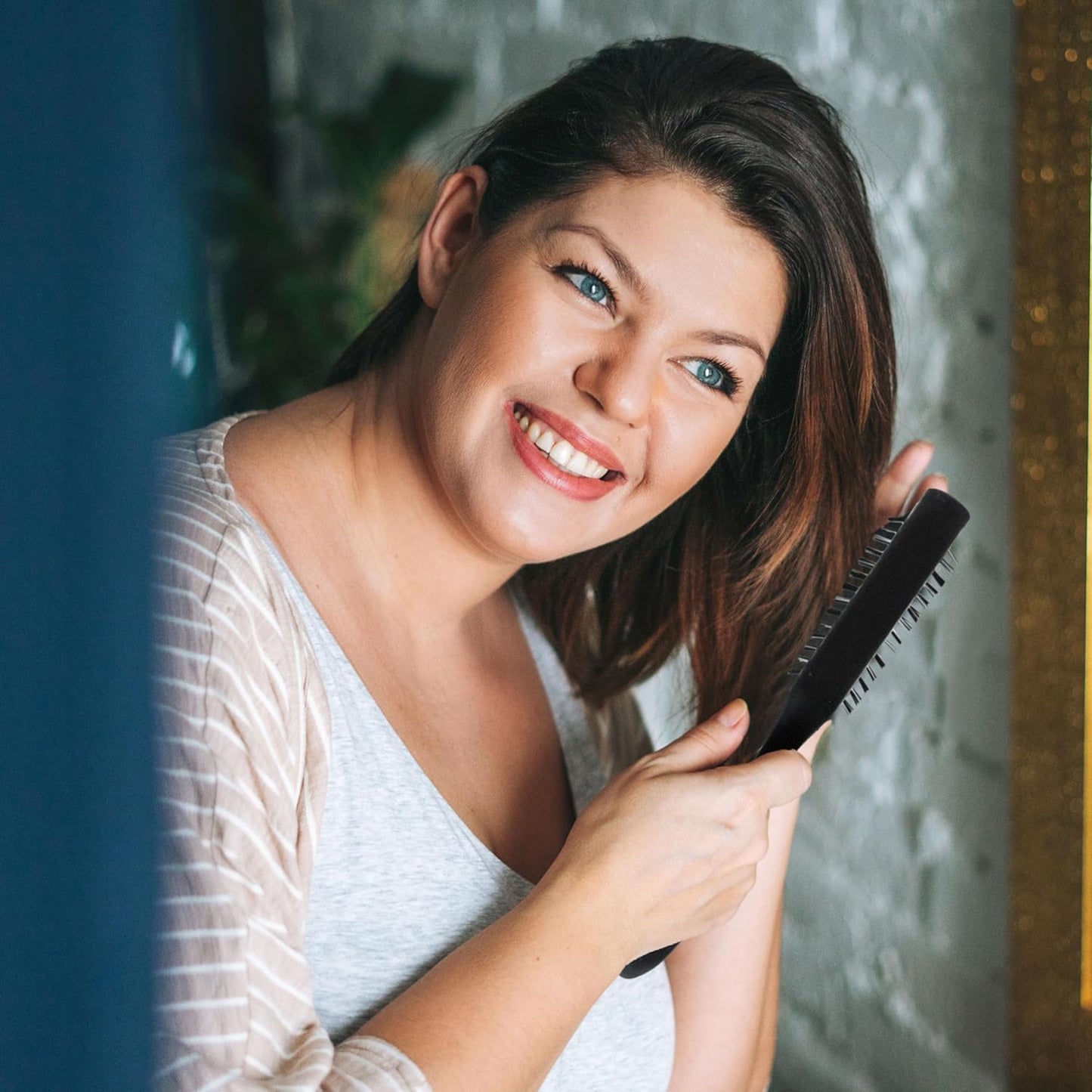 Styling Gear SG106 Hair Brush - 5 Row Slick Back & Teasing Brush for Effortless Styling | Black