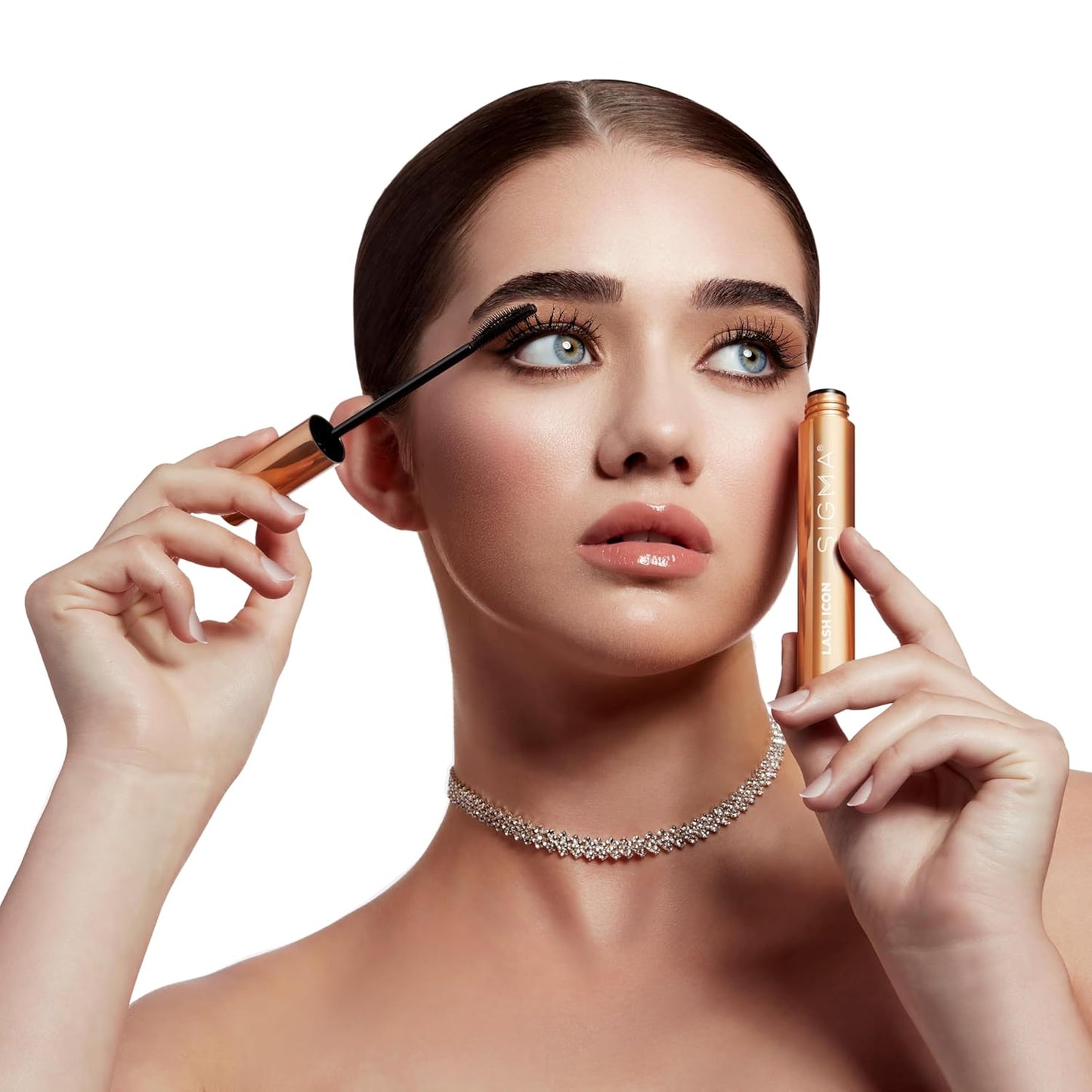 Sigma Beauty Lash Icon Mascara - Lengthening & Volumizing, Smudge Resistant, Curved Wand, Black