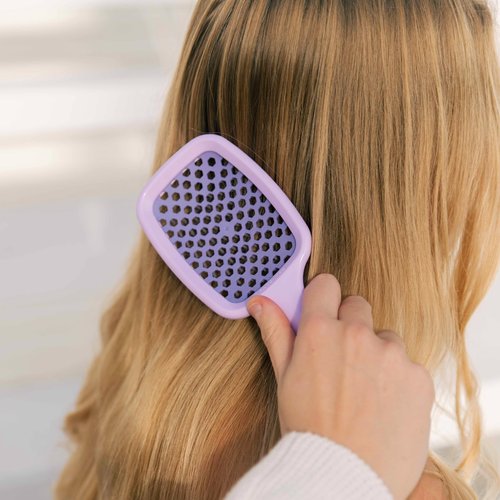 FHI Heat UNbrush Mini Detangler Brush for Pain-Free Brushing on All Wet or Dry Hair Types — Durable Duoflex Anti-Static Bristles, Lightweight Handle, Vented Mini Hair Brush, Lilac Light Purple