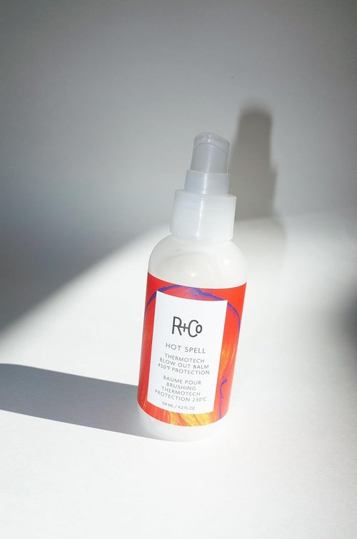 R+Co Hot Spell Thermotech Blowout Balm Deluxe | 450* F Protection, Provides Frizz Protection + Long Lasting Style | Vegan + Cruelty-Free | 1 Oz