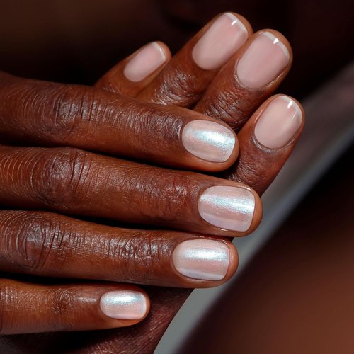LONDONTOWN Chrome Glaze Nail Polish - Long-Lasting Color & Shine - 0.4 oz Top Coat