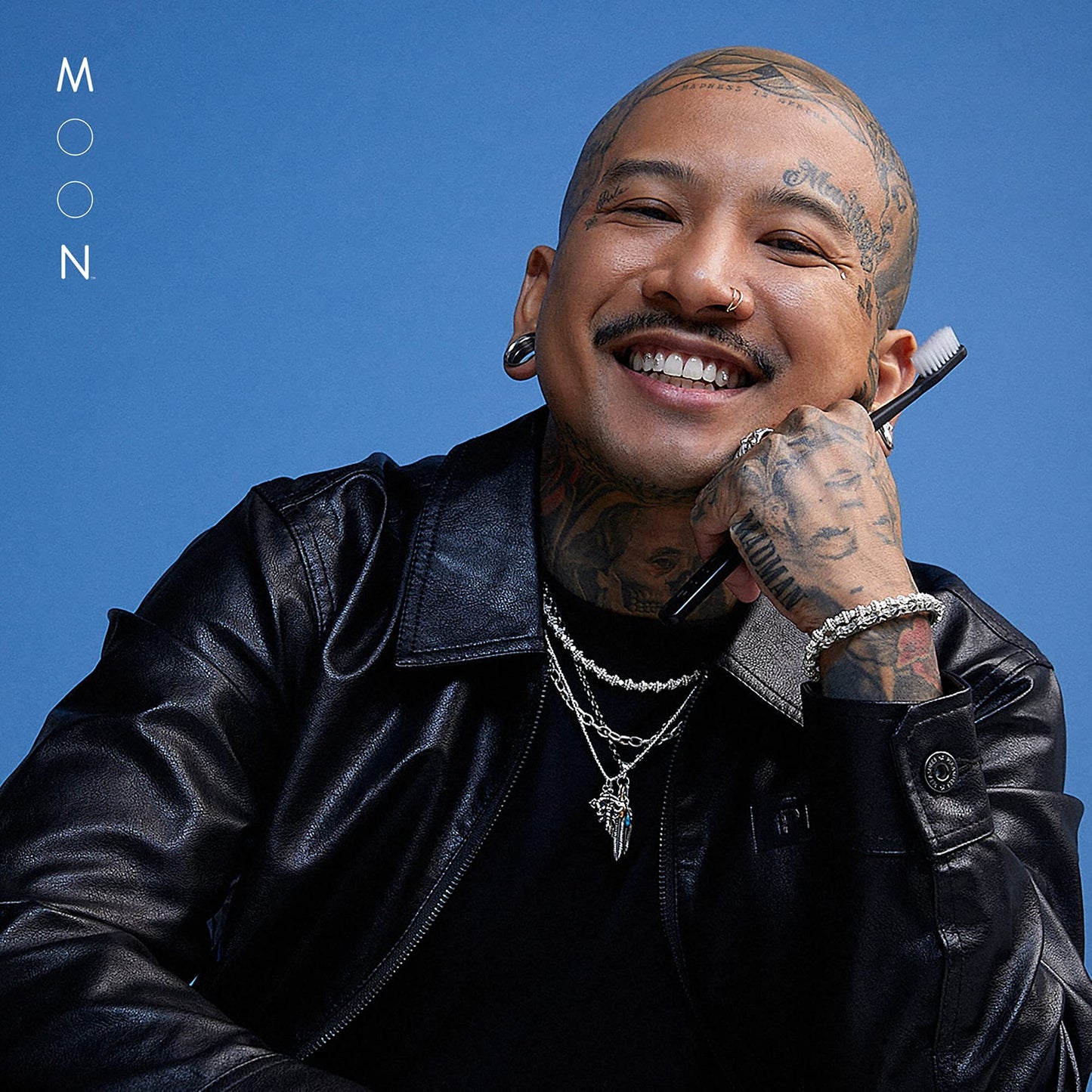 MOON Soft Bristle Toothbrushes, White and Black Sleek Design, Gentle Cleaning, Ideal for Daily Oral Care, Soft Bristles for Comfortable Use, (2 Pack)