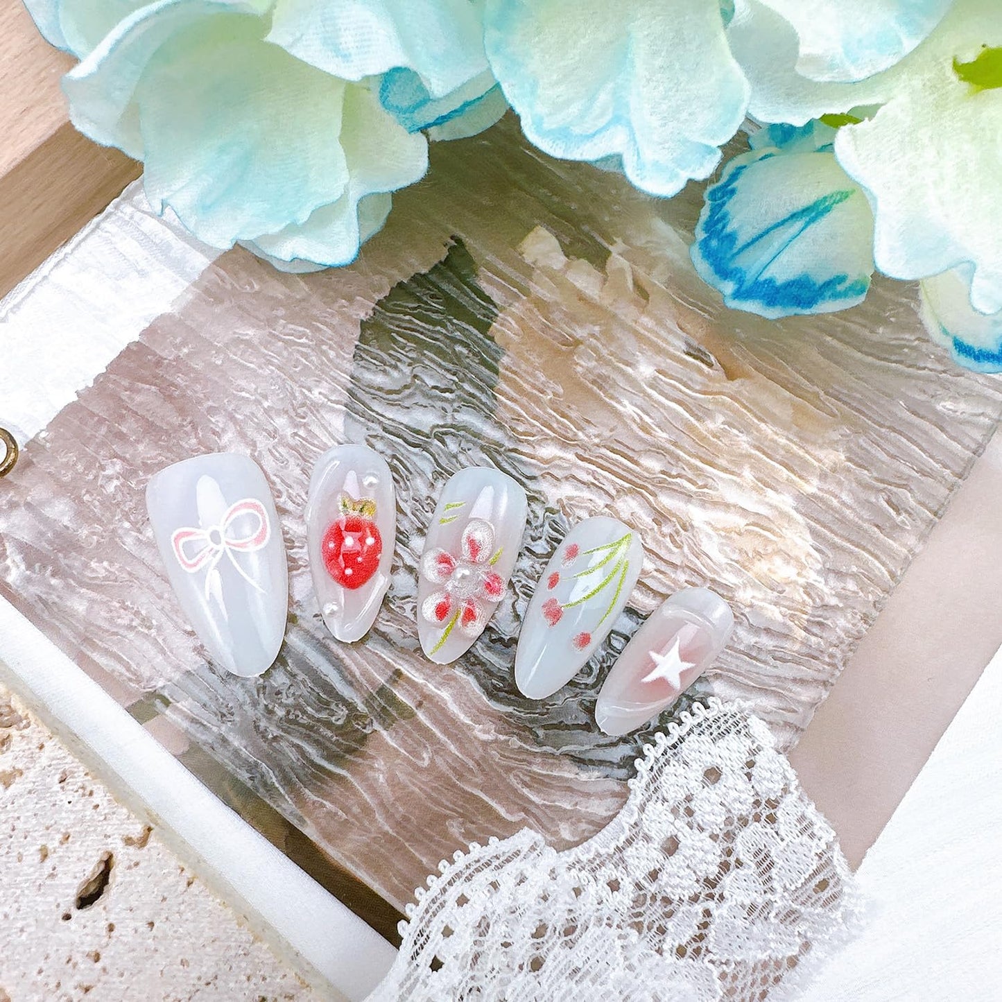 24Pcs St Patrick's Day Press on Nails Short Square Gold French Tip Fake Nails with Gold Rhinestones Horseshoe Rainbow Shamrocks False Nails St Patricks Day Acrylic Nails Irish Stick on Nails for Women