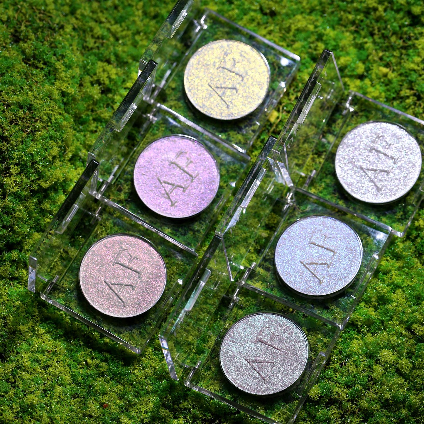 Duochrome Face Highlighter Makeup, Chameleon Holographic Highlighter Mineral Powder for Face Body, Waterproof Blue Purple Glowing Iluminadores de maquillaje with Shine Silky Smooth Highlighting, #05