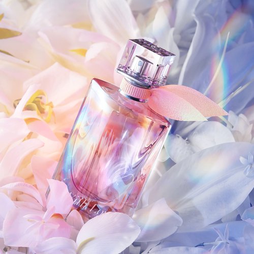 Lancôme La Vie Est Belle Soleil Eau de Parfum - Long Lasting Fragrance with Notes of Citrus, Sweet Vanilla & Tropical Coconut - Warm & Radiant Women's Perfume - 3.4 Fl Oz