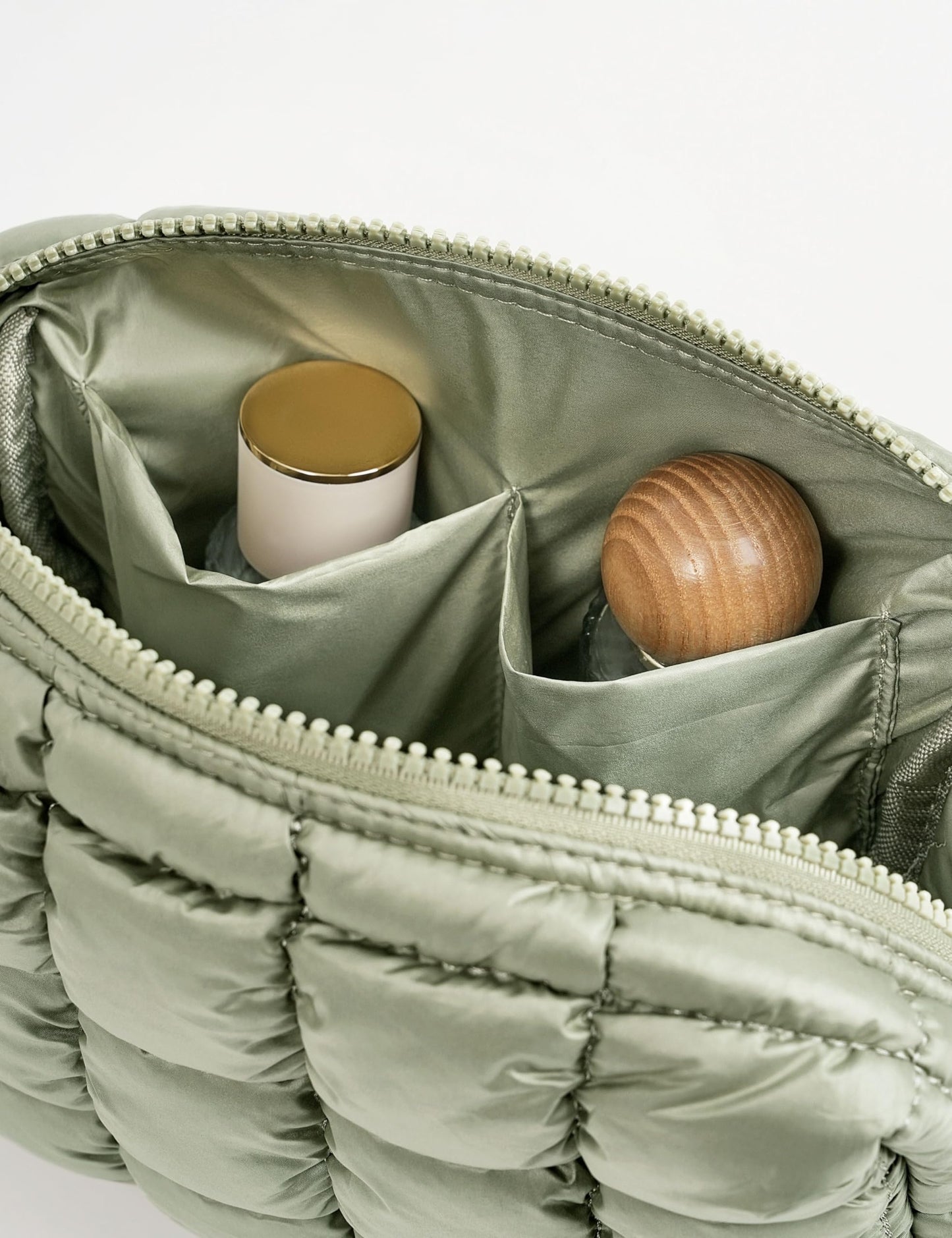 Yarnic Quilted Makeup Bag Cosmetic Bag, Travel Toiletry Bag for Women, Cute Makeup Bag Organizer Puffer Makeup Pouch (M, Sage Green)